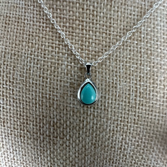Small, Dainty Silver Turquoise Teardrop Pendant Necklace on Box Chain - Picture 10 of 14